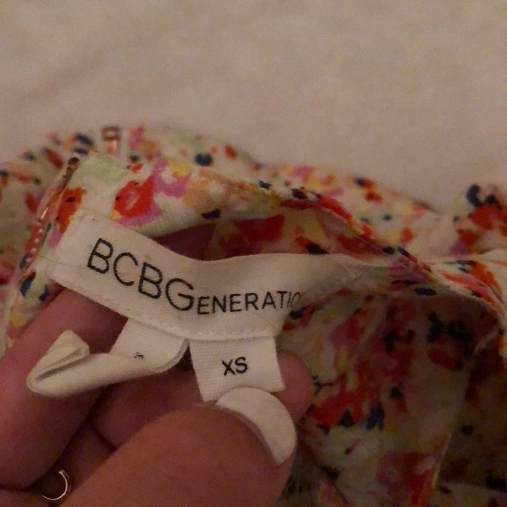 Top - Picture 6 of 6